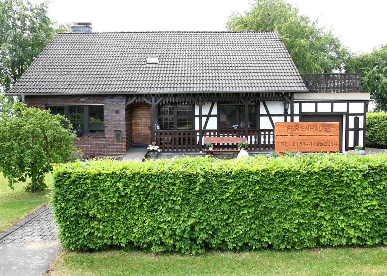 Ferienhaus Droefter Blick Моншау Екстериор снимка