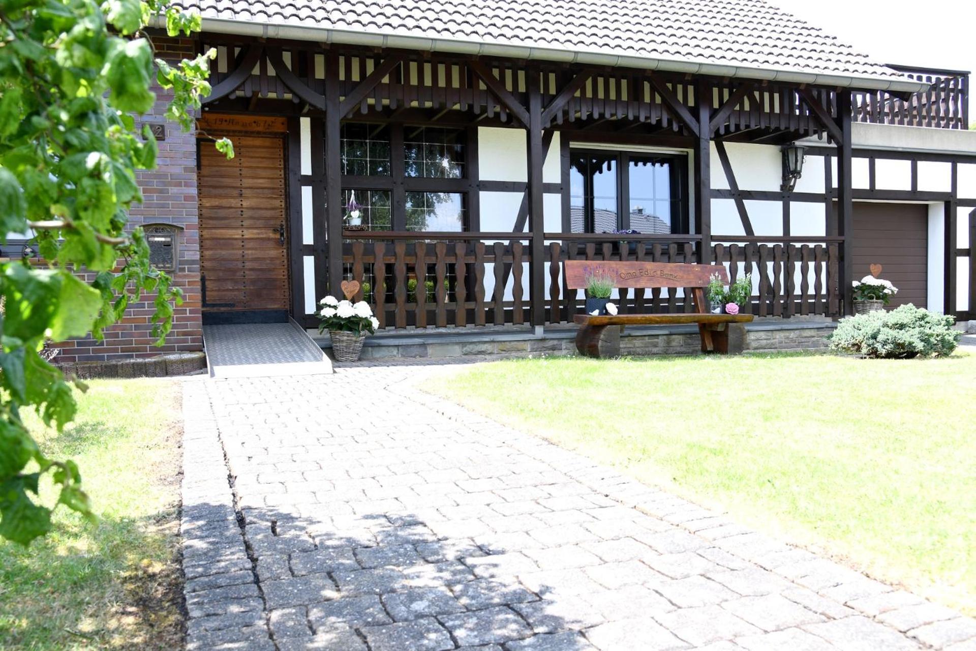 Ferienhaus Droefter Blick Моншау Екстериор снимка